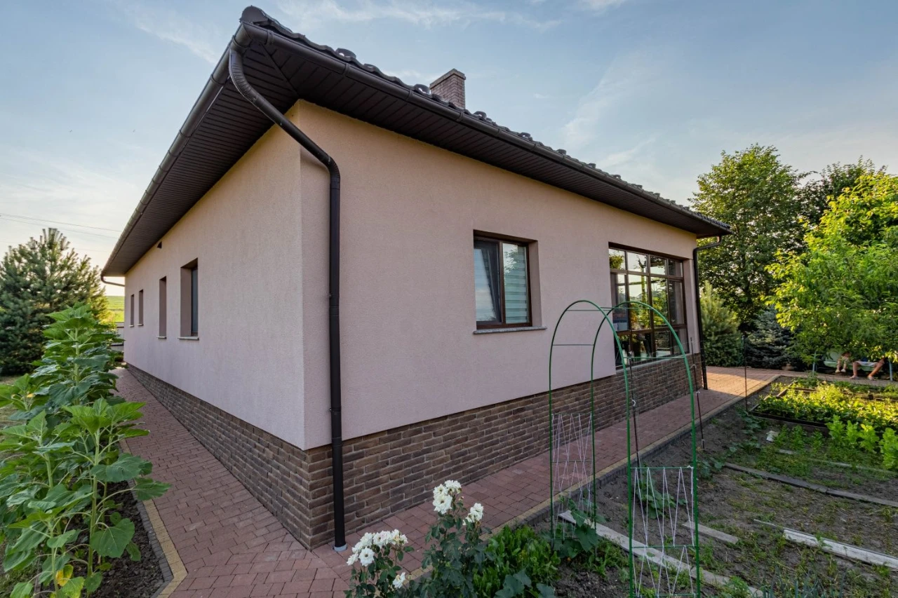 Продається  Будинок 125 м² з ремонтом | 20 соток | гараж | 5