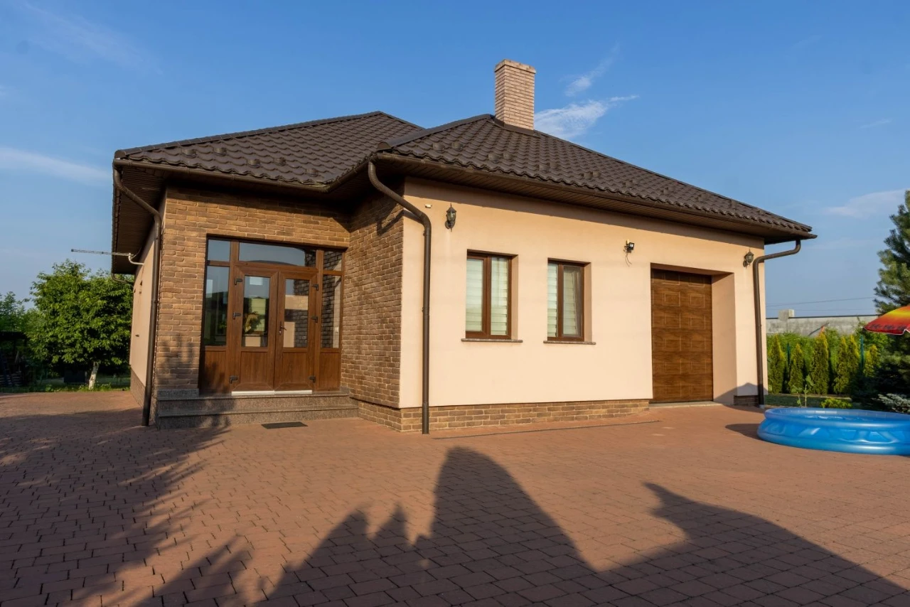 Продається  Будинок 125 м² з ремонтом | 20 соток | гараж | 5