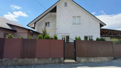 Продається будинок біля Калинівського ринку
