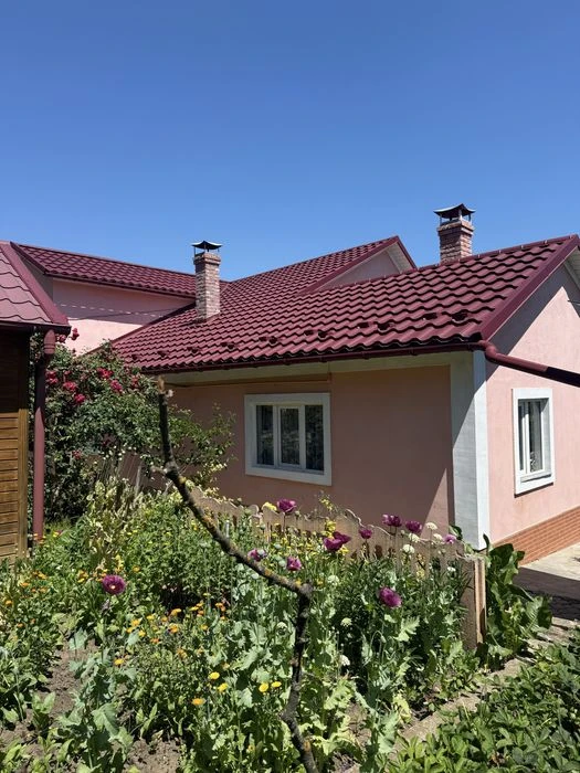 Продається 4кімнатний будинок з гостьовим домом вул.Маршала