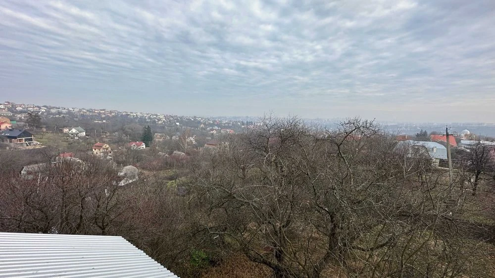 Продаж 6-ти кімнатного будинку, по вул. Горіхівська (середин