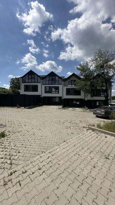 Продаж; будинок; таун-хаус; Чернівці; газ, міська вода, кана