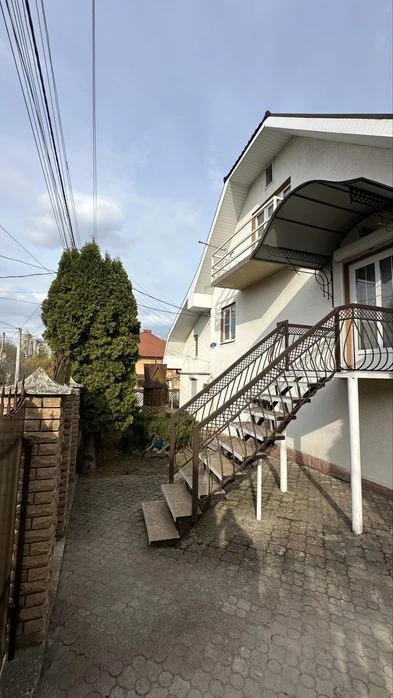 Продаж; будинок; Чернівці; ближня Роша; ремонт
