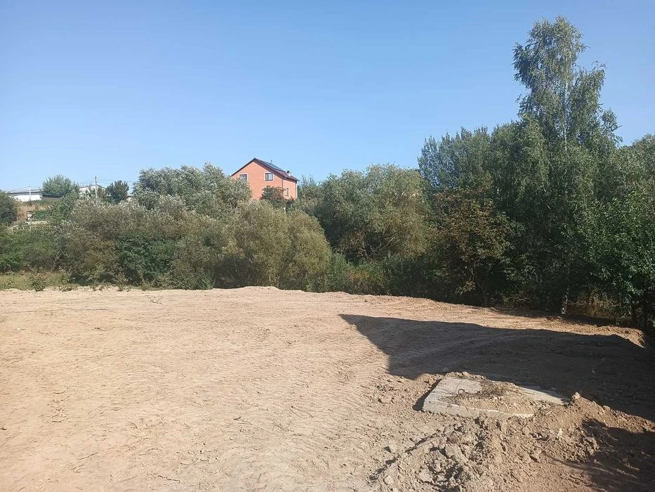 Продаж чарівної ділянки на Старому місті