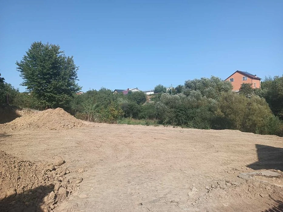 Продаж чарівної ділянки на Старому місті