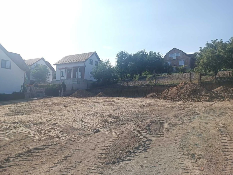 Продаж чарівної ділянки на Старому місті