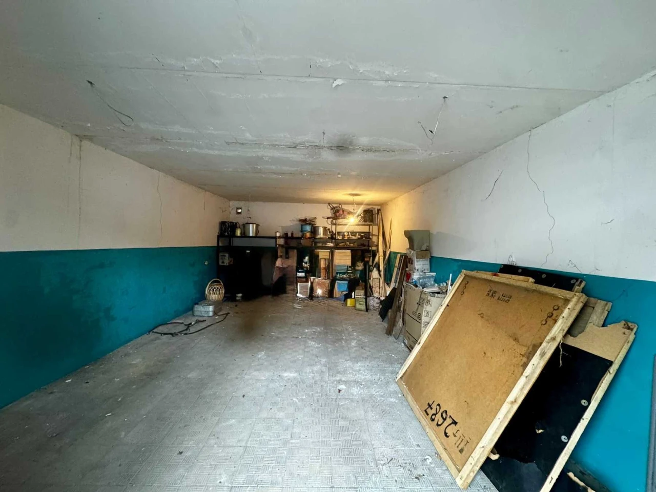Продам капитальный гараж с документами в деловом центре горо