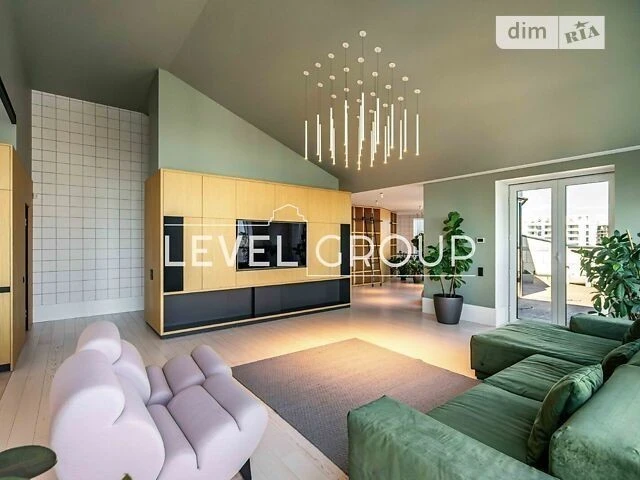 Sale of a 5-room apartment of 263.2 sq. m. on Mytropolyta Vasylya Ly street