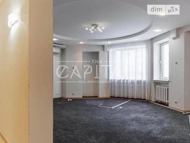 Продаж 4к квартири 130 кв. м на вул. Микільсько-Слобідська •
