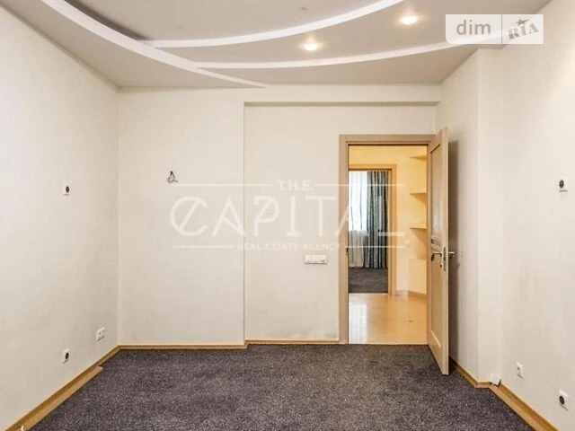 Продаж 4к квартири 130 кв. м на вул. Микільсько-Слобідська •
