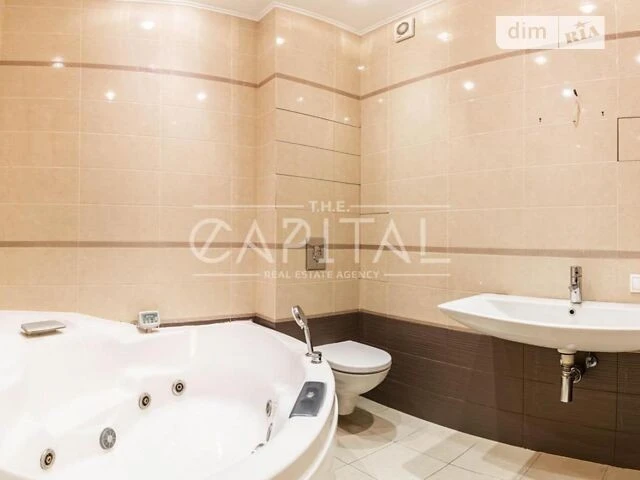 Продаж 4к квартири 130 кв. м на вул. Микільсько-Слобідська •