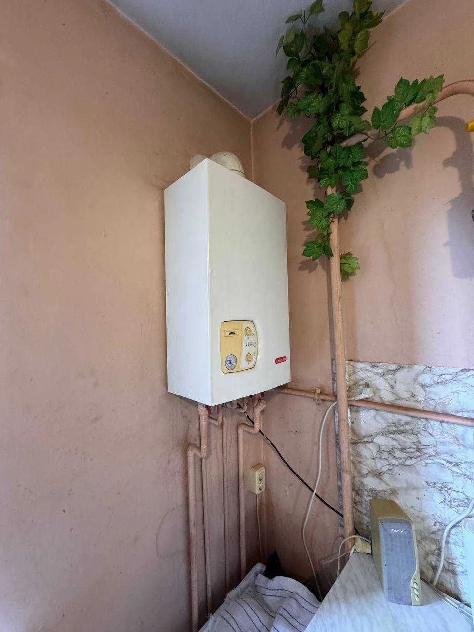Продається 4х кімнатна квартира вул.Івасюка