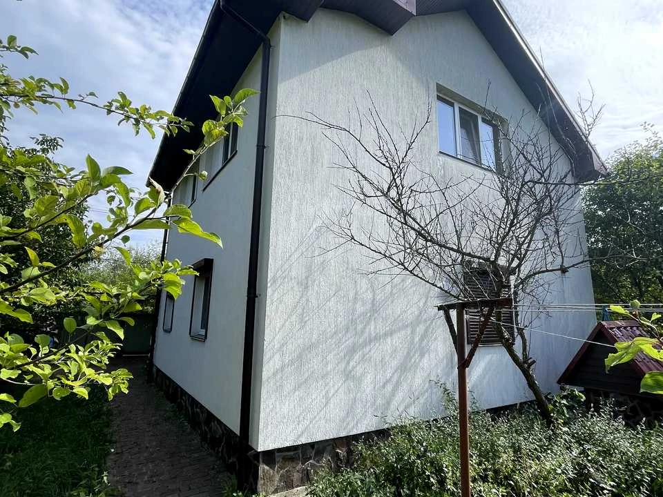 Будинок. Івано-Франківськ, Дем'янів Лаз вул.