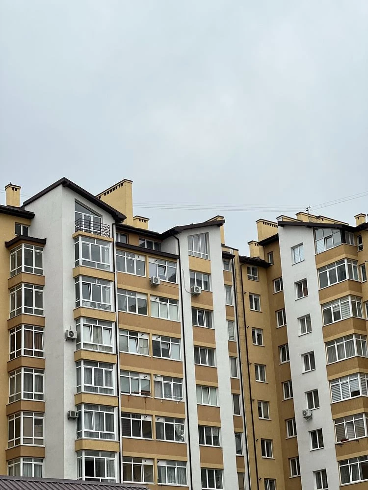 Продаж 2-кімнатної квартири вул. Пасічна