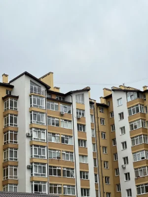 Продаж 2-кімнатної квартири вул. Пасічна