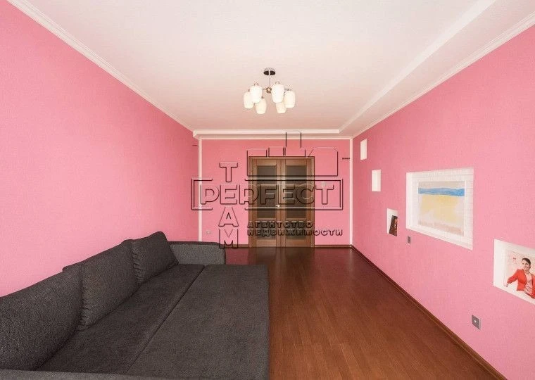3-room apartment for sale Hryhorenka 14 / Hryhorenka 14 POZNYAKY