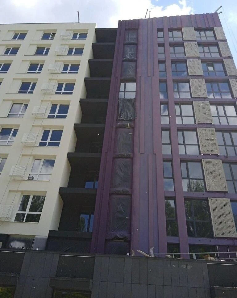 Продається 2-кімнатна квартира в новому житловому комплексі