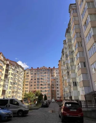2 кімнатна квартира з гарним ремонтом р-н Бам