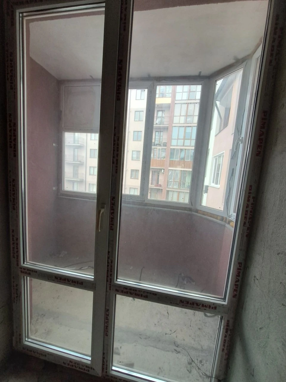Продаж 3-к квартири в центрі міста