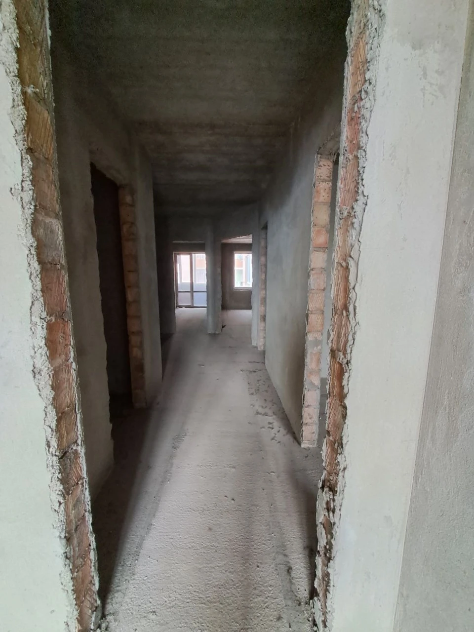 Продаж 3-к квартири в центрі міста