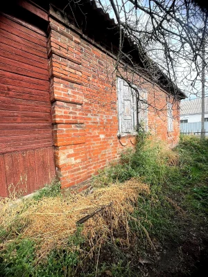 Продаж частини будинку Подільський рн, поряд річка.