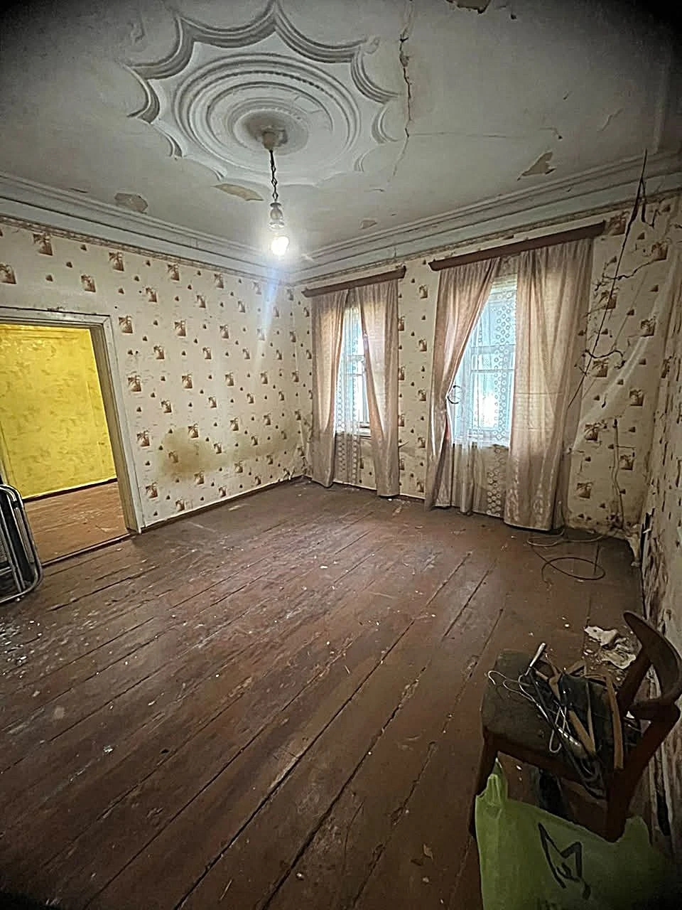 Продаж частини будинку Подільський рн, поряд річка.
