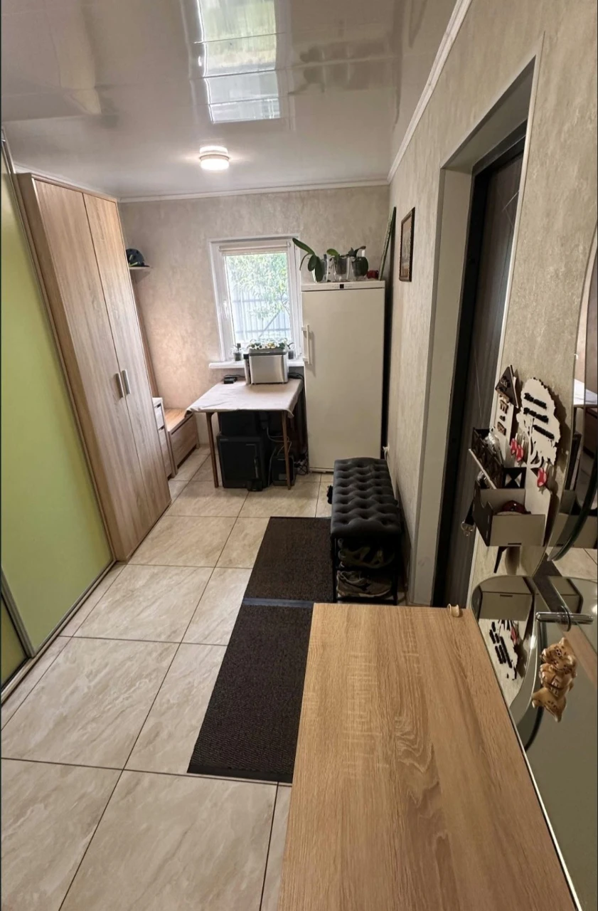 Затишний будинок 61м² з ремонтом, 15 сот, 2 котли, Крошня