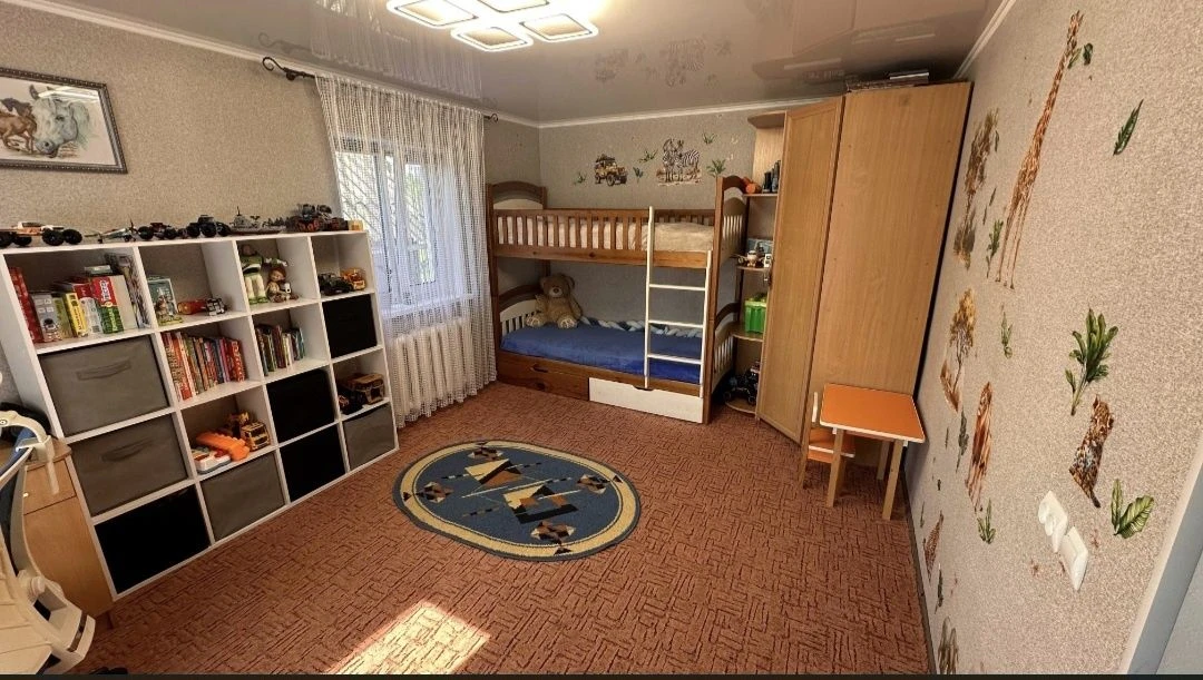 Затишний будинок 61м² з ремонтом, 15 сот, 2 котли, Крошня