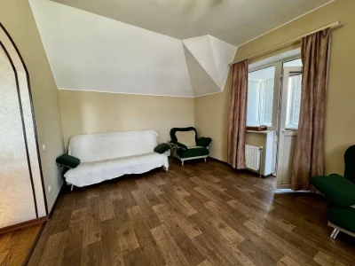 1-кімнатна крупногабаритна квартира — 42,7 м², автономне опа