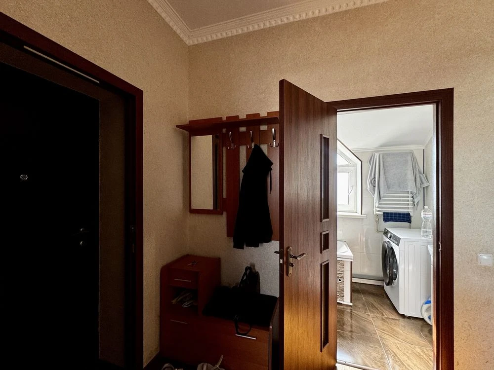 1-кімнатна крупногабаритна квартира — 42,7 м², автономне опа