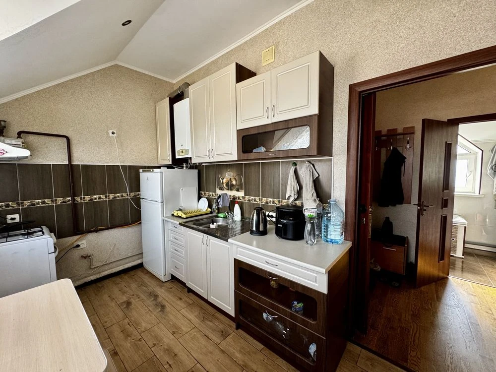 1-кімнатна крупногабаритна квартира — 42,7 м², автономне опа