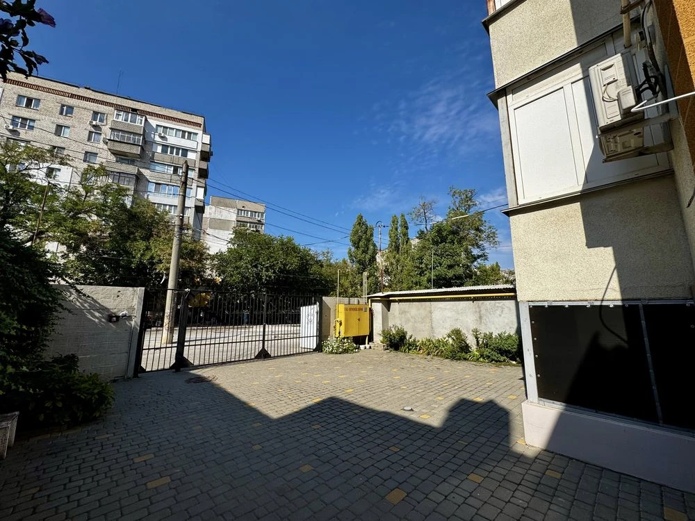 1-кімнатна крупногабаритна квартира — 42,7 м², автономне опа