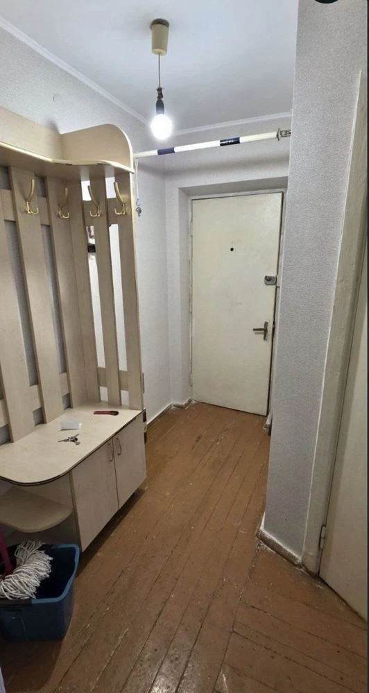 1 кімнатна, не кутова