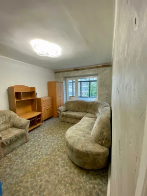 Продаж 2 К квартири - 4 поверх цегляний будинок