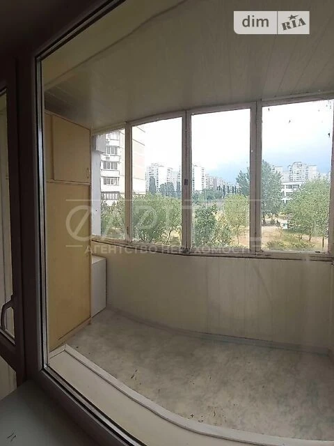 Продаж 4к квартири 103 кв. м на вул. Ревуцького 13 • ID 3471