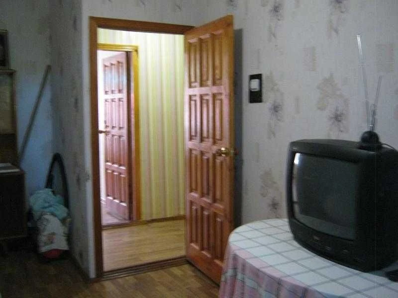 Продам квартиру на Салтовке в жилом состоянии.
