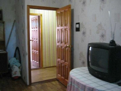 Продам квартиру на Салтовке в жилом состоянии.