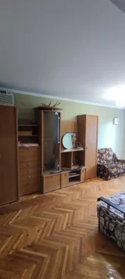 Продам 1ккв біля м.Салтівське