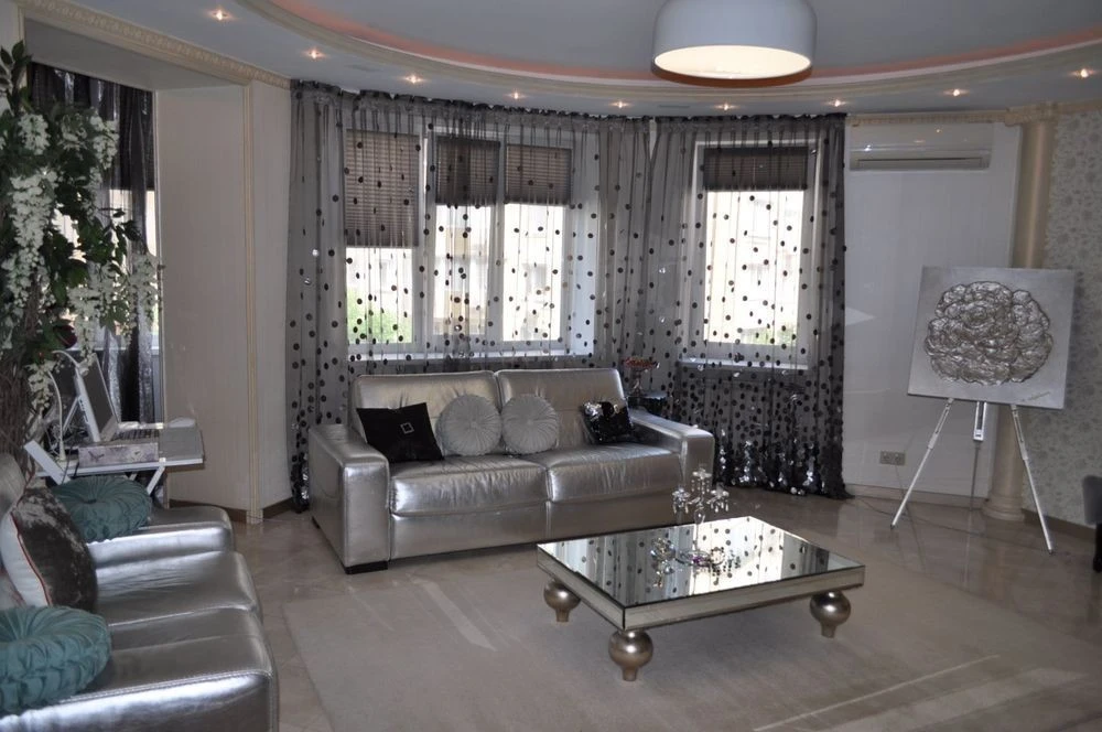 For sale four-room apartment 110m3, Mykilsko-Slobidska