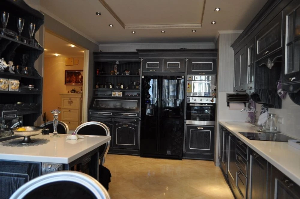 For sale four-room apartment 110m3, Mykilsko-Slobidska