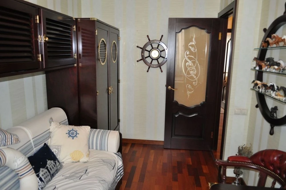 For sale four-room apartment 110m3, Mykilsko-Slobidska