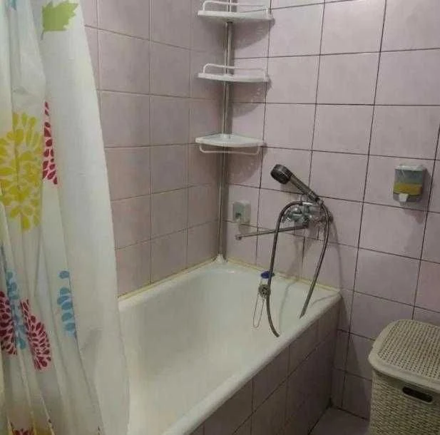 В продаже 2 комнатная квартира, в районе пр. Аэрокосмический