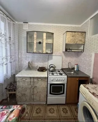 1 квартира с капремонтом и мебелью на Добровольского