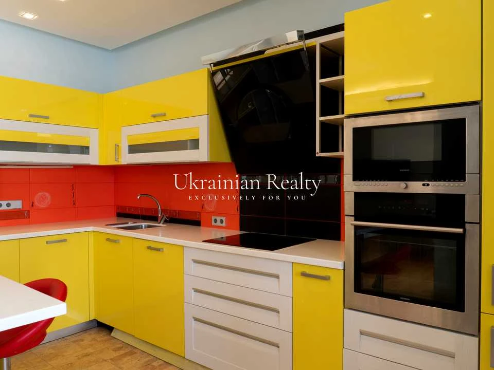 Квартира. Київ, Олеся Гончара вул.