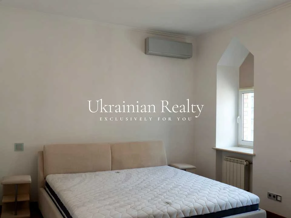 Квартира. Київ, Олеся Гончара вул.