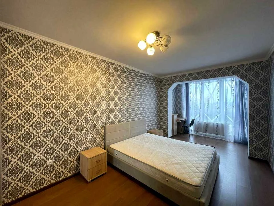 Квартира. Київ, Центральна вул.