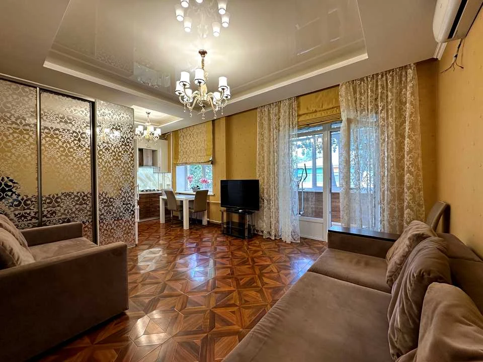 Квартира. Київ, Автозаводська вул.