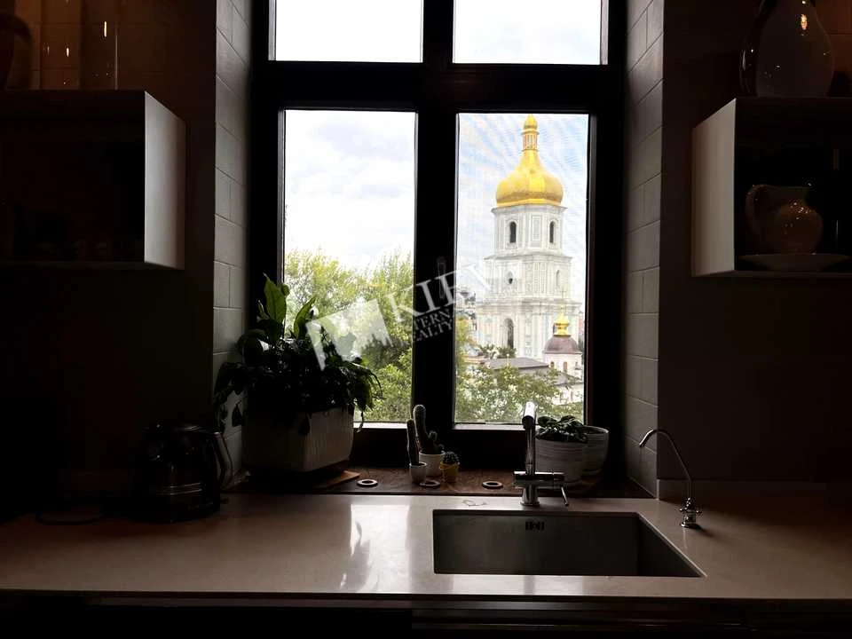 Квартира. Київ, Георгіївський пров.