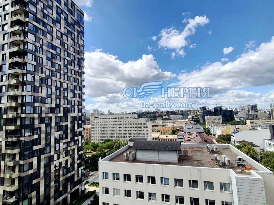 Квартира. Київ, Ділова вул.