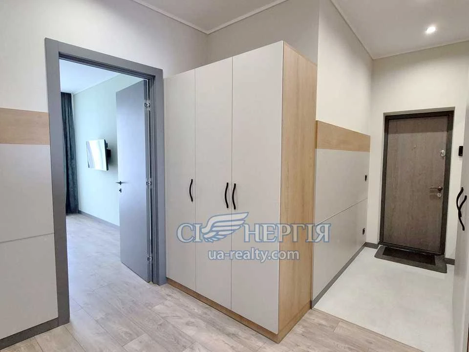Квартира. Київ, Василя Тютюнника вул.